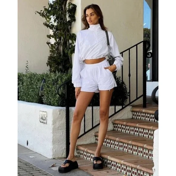 Alo Yoga Cropped 1/4 Zip Alumni Pullover White S - Picture 15 of 15